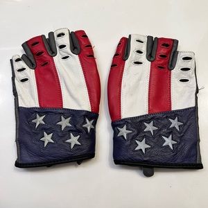 Harley Davidson American Patriot fingerless gloves.